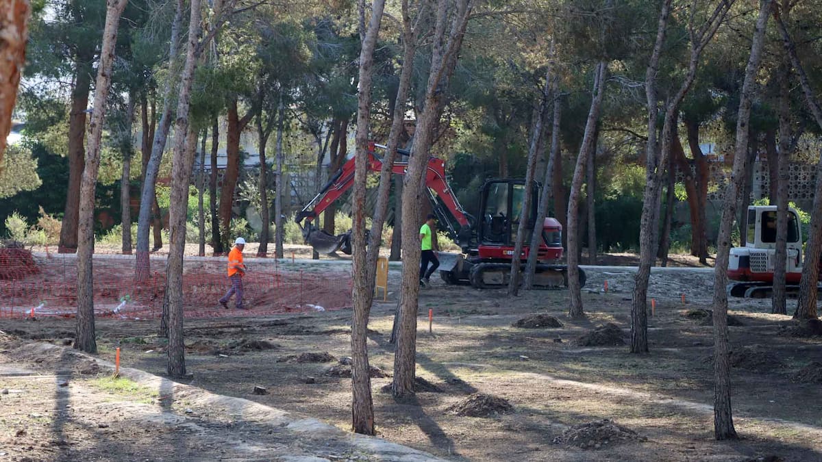 Arrancan las obras de la zona multiaventura en el Parc de la Sequia Mare de Benidorm