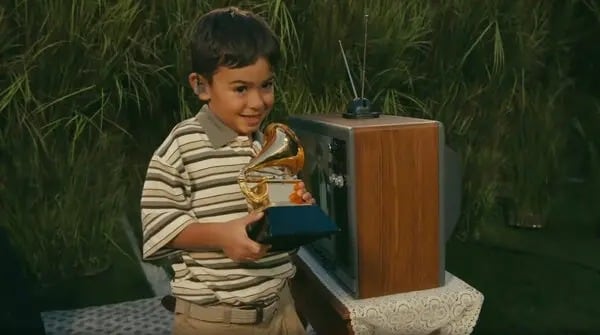 Lincoln Fox Ramadan, durante la actuación de Bad Bunny