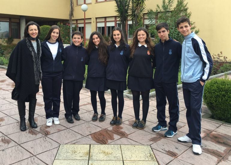 Alumnos del colegio la Inmaculada