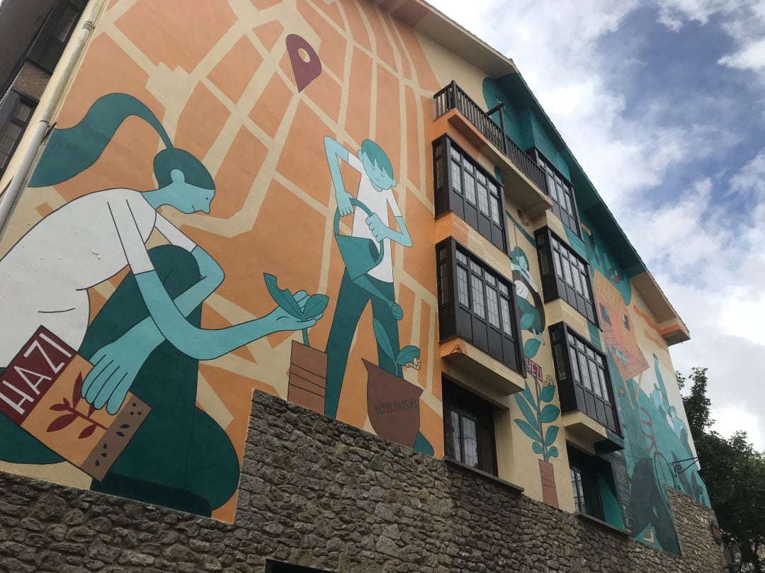 Uno de los murales del Casco Viejo de Vitoria .