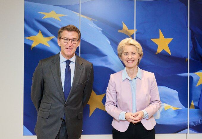 El presidente del PP, Alberto Núñez Feijóo, y la presidenta de la Comisión Europea, Ursula von der Leyen, este miércoles en Bruselas.