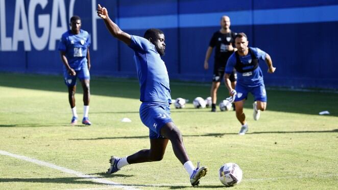 N&#039;Diaye se ejercita en el Anexo con el grupo