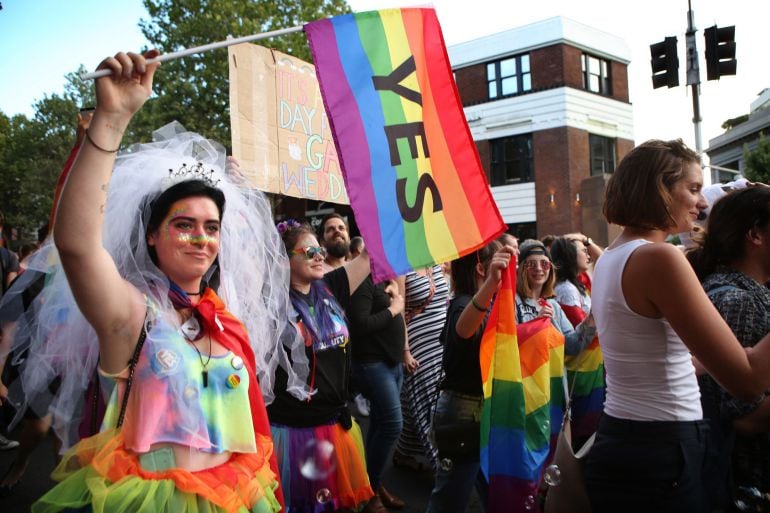  Miles de personas salieron a la calle celebrar el resultado de la votación mayoritariamente a favor del Si del matrionio homosexual. 