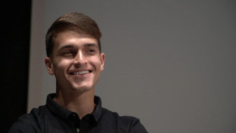 Denis Suárez presenta su escuela deportiva en Salceda