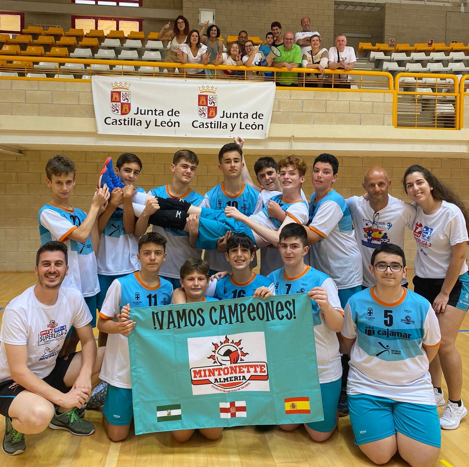 Los canteranos del Mintonette siguen dando alegrías.