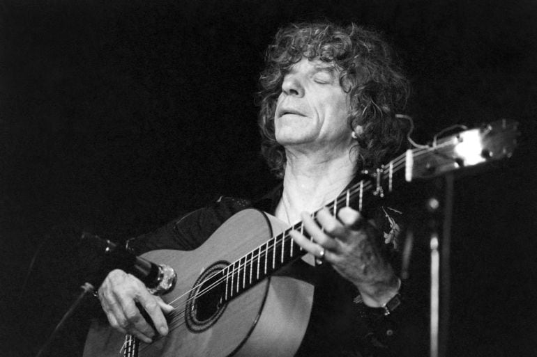 El guitarrista Manitas de Plata actuando en Paris (Imagen de archivo)