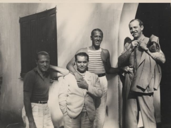 De izquierda a derecha el escritor uruguayo Enrique Amorim, Federico, Juan José Amorim y el musicólogo Luis Pedro Mondino; en la finca de éste, Salto, Uruguay, enero o febrero de 1934.