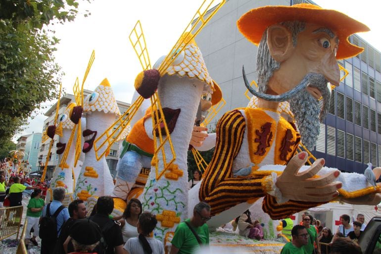 Carroza participante en la Gala Floral