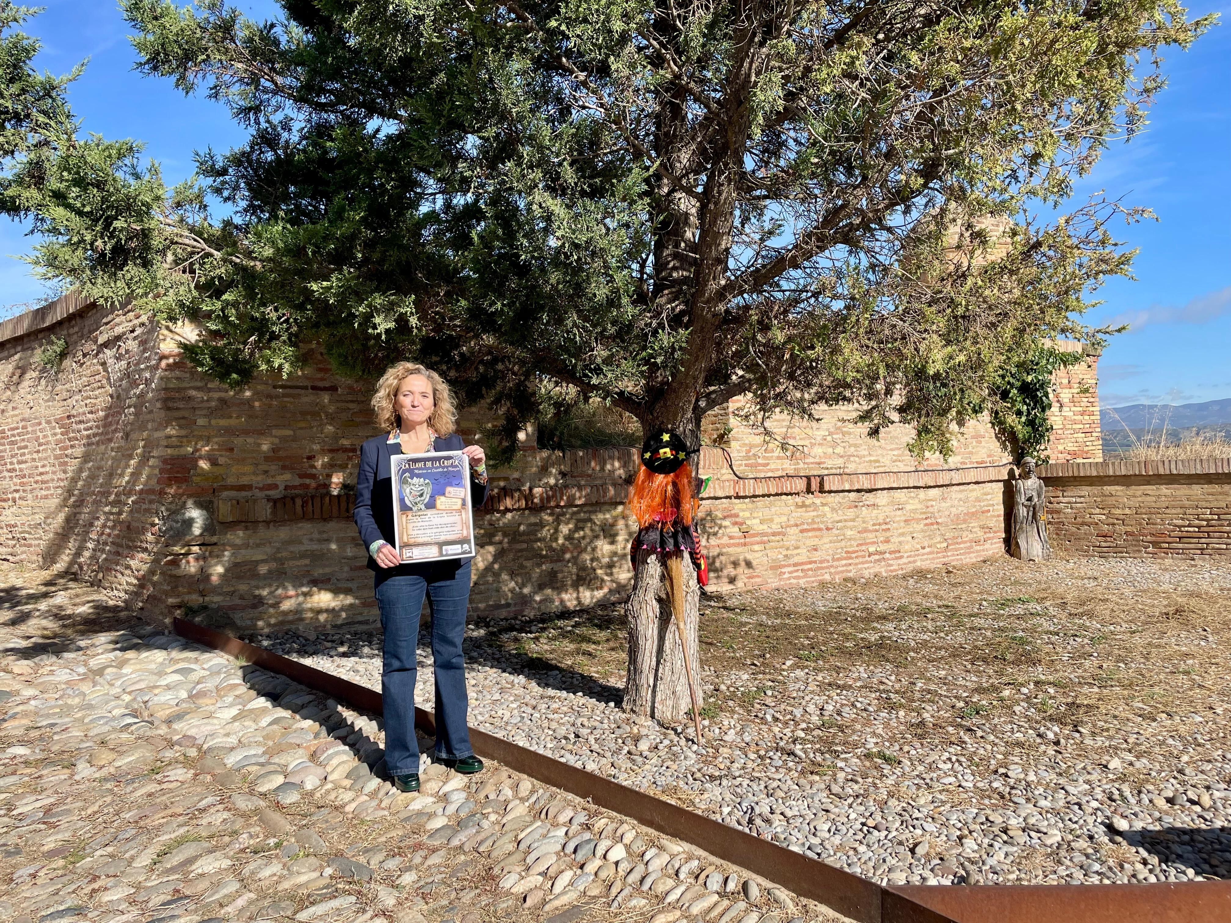 Marta Montaner es la  concejal de Turismo de Monzón