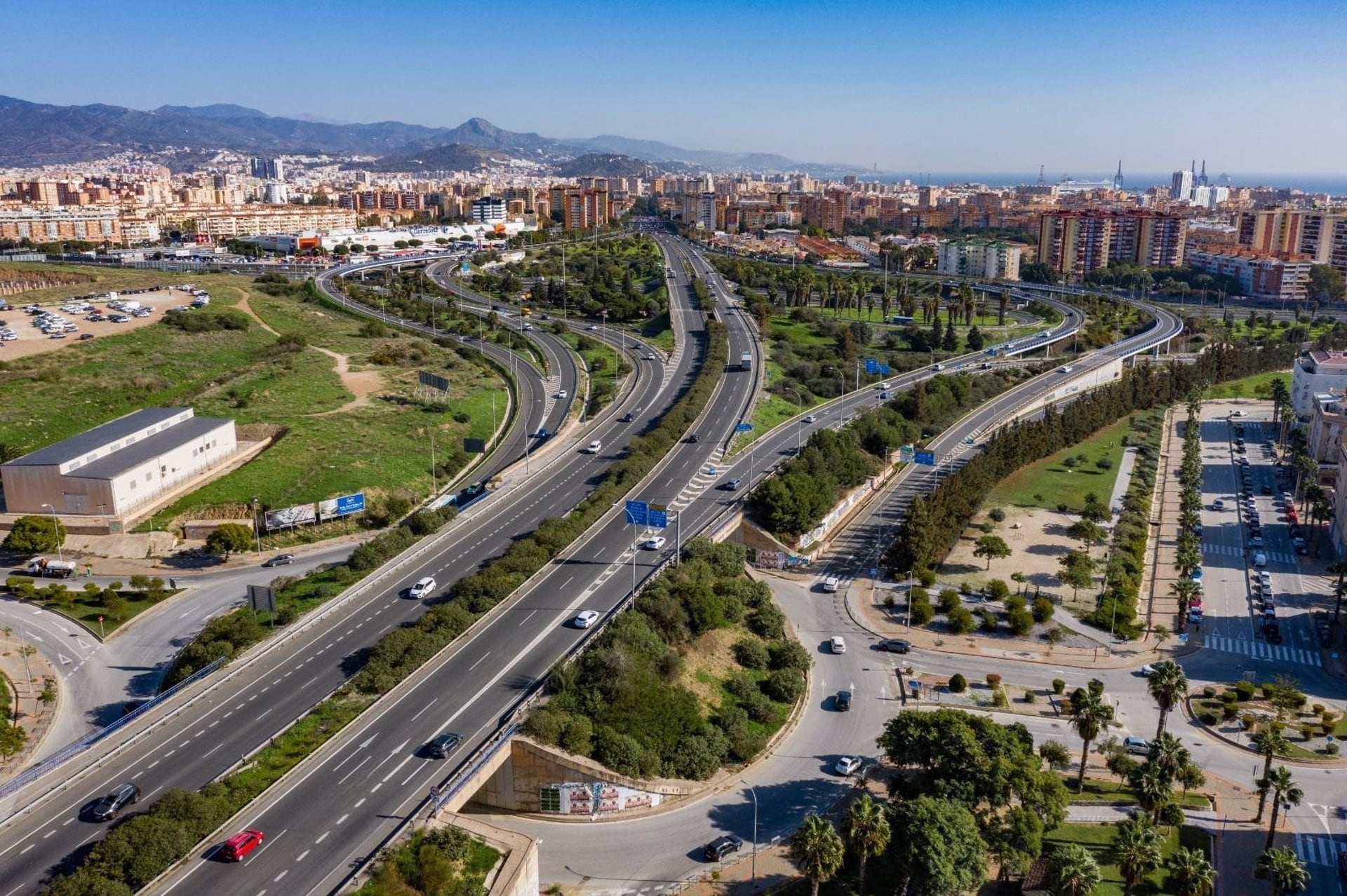 Acceso a Málaga por la A-357