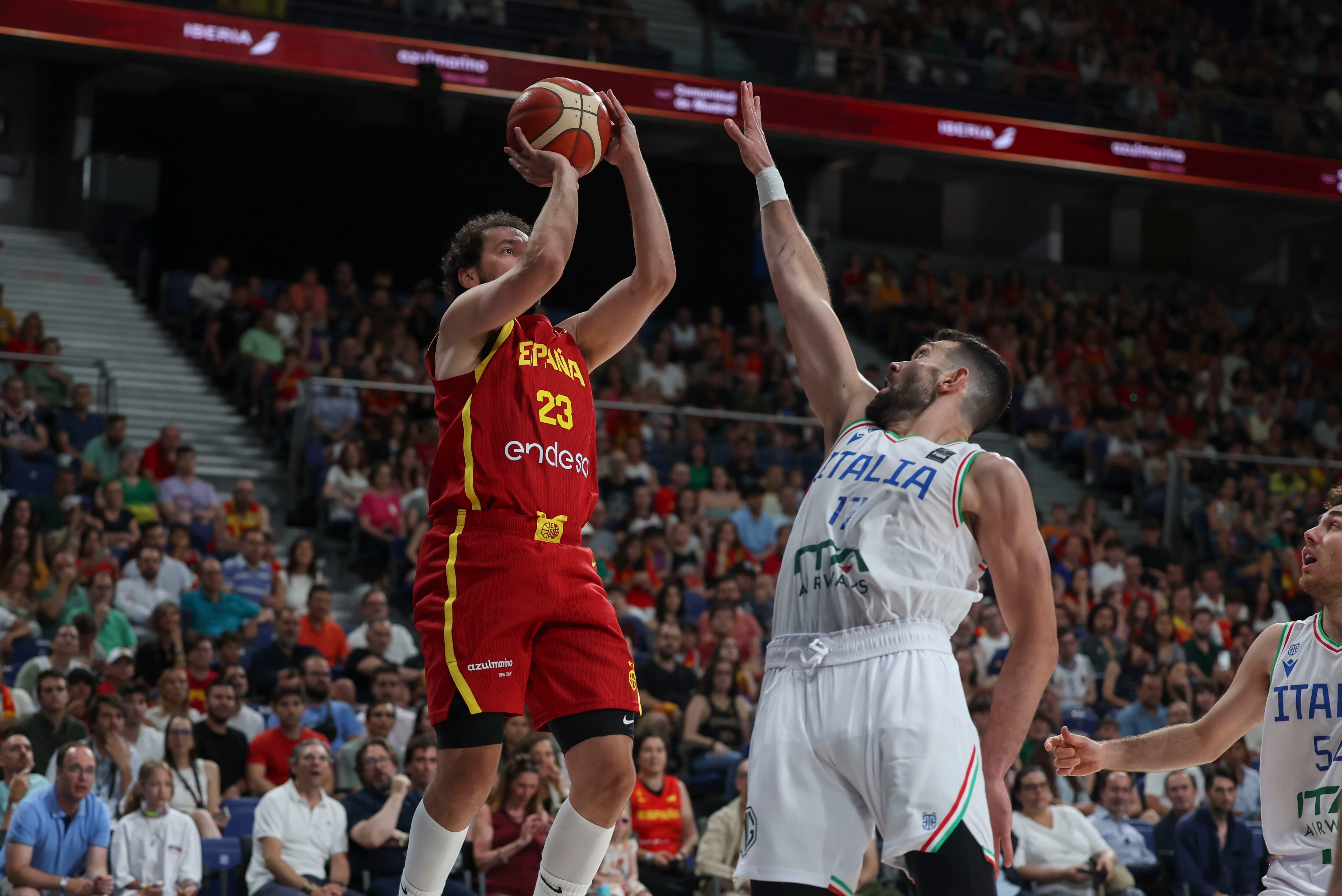Llull adverteix del perill de creure's superior als rivals del Preolímpic.