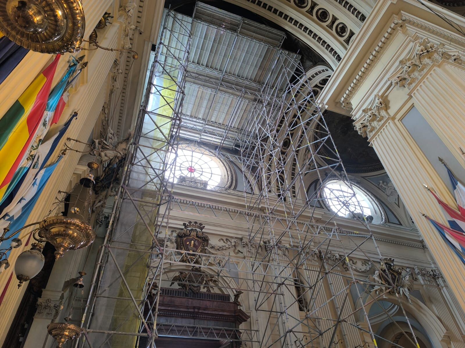 Cúpula Regina Patriarcal desde el interior de la Basílica del Pilar