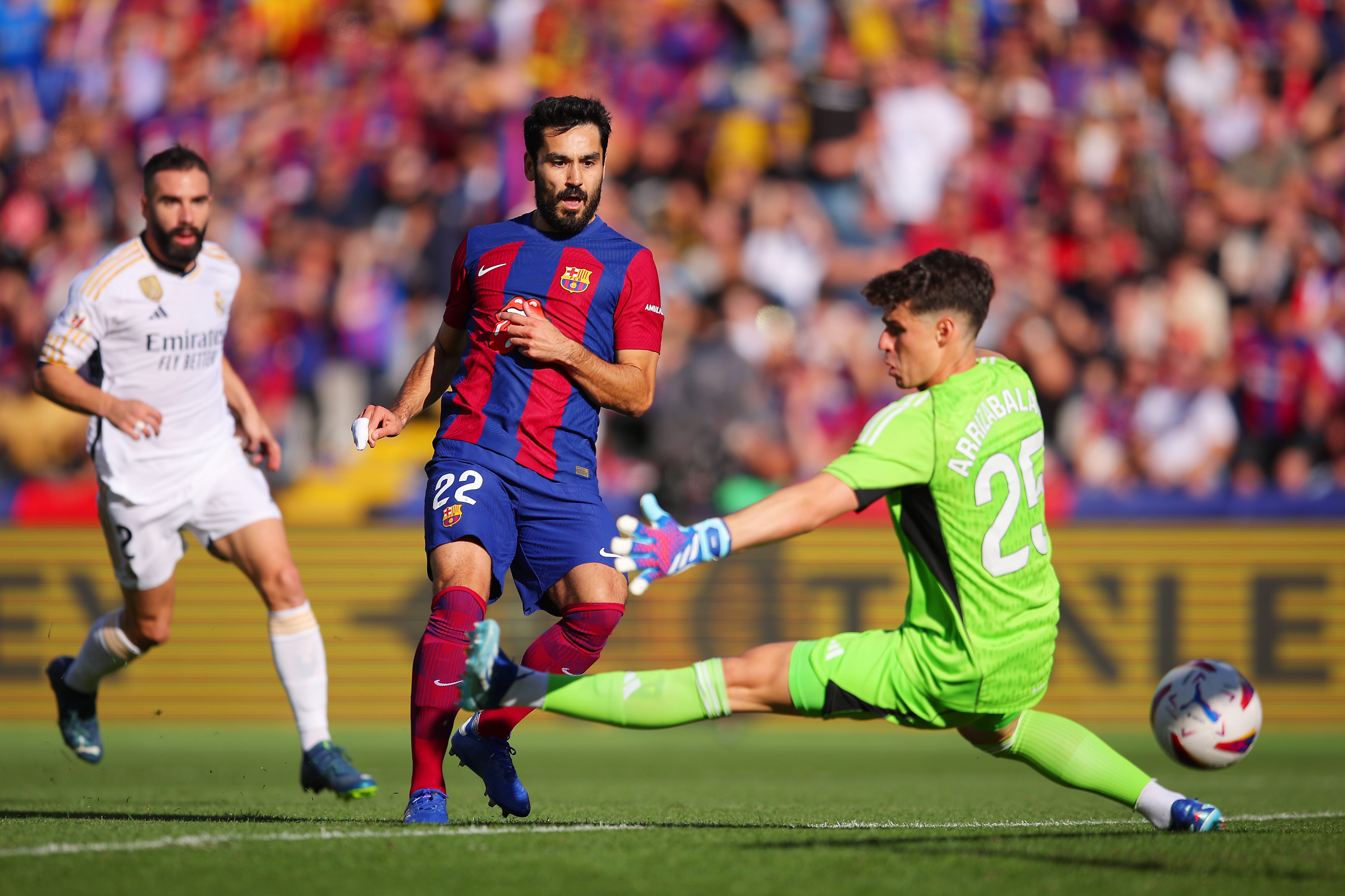 Gundogan bate a Kepa en el mano a mano y adelanta al FC Barcelona en el &#039;Clásico&#039;