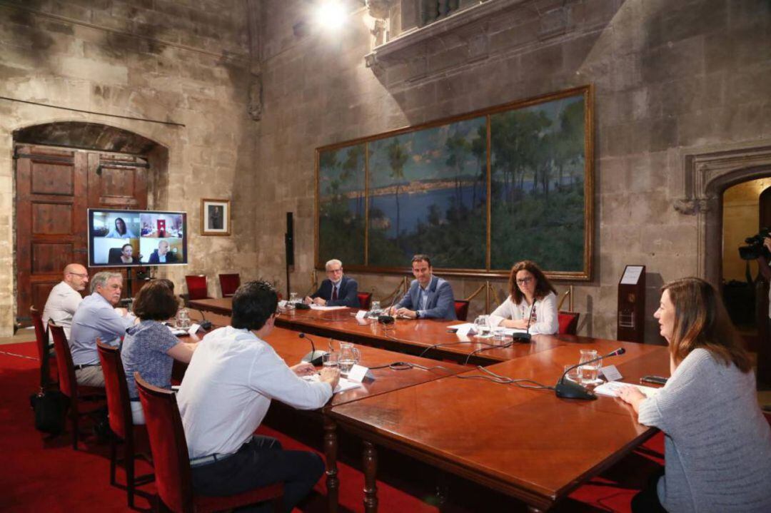 Imagen de archivo de una reunión de la Mesa de Diálogo Social