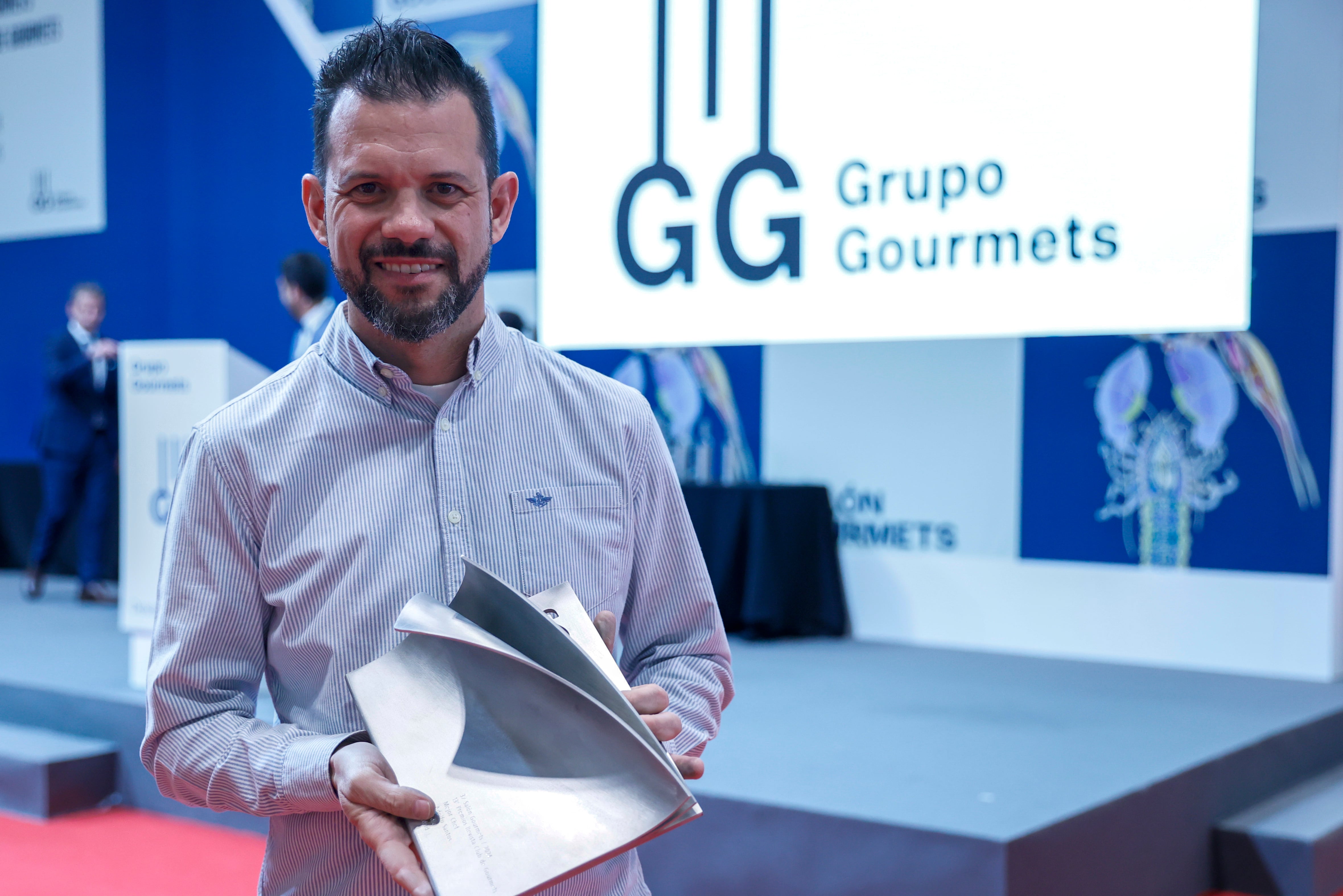 Adolfo Santos  del restaurante Saddle, premio al mejor chef, posa durante la tercera jornada de la 37 edición de la feria Salón Gourmets 