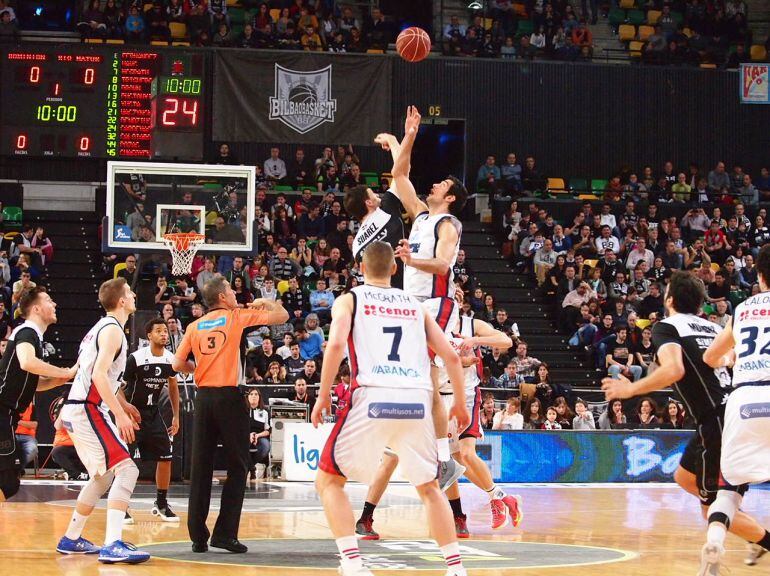 El Obra no pudo con el Bilbao Basket