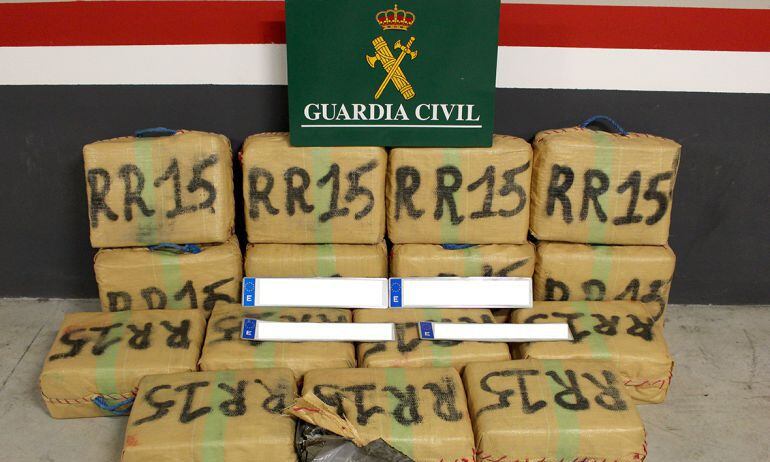 Alijo de 450 kilos de hachís incautado en Irún en septiembre de 2016