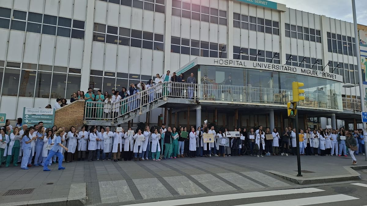 “No queremos operar tras 17 horas de guardia”: los médicos de Aragón vuelven a la huelga