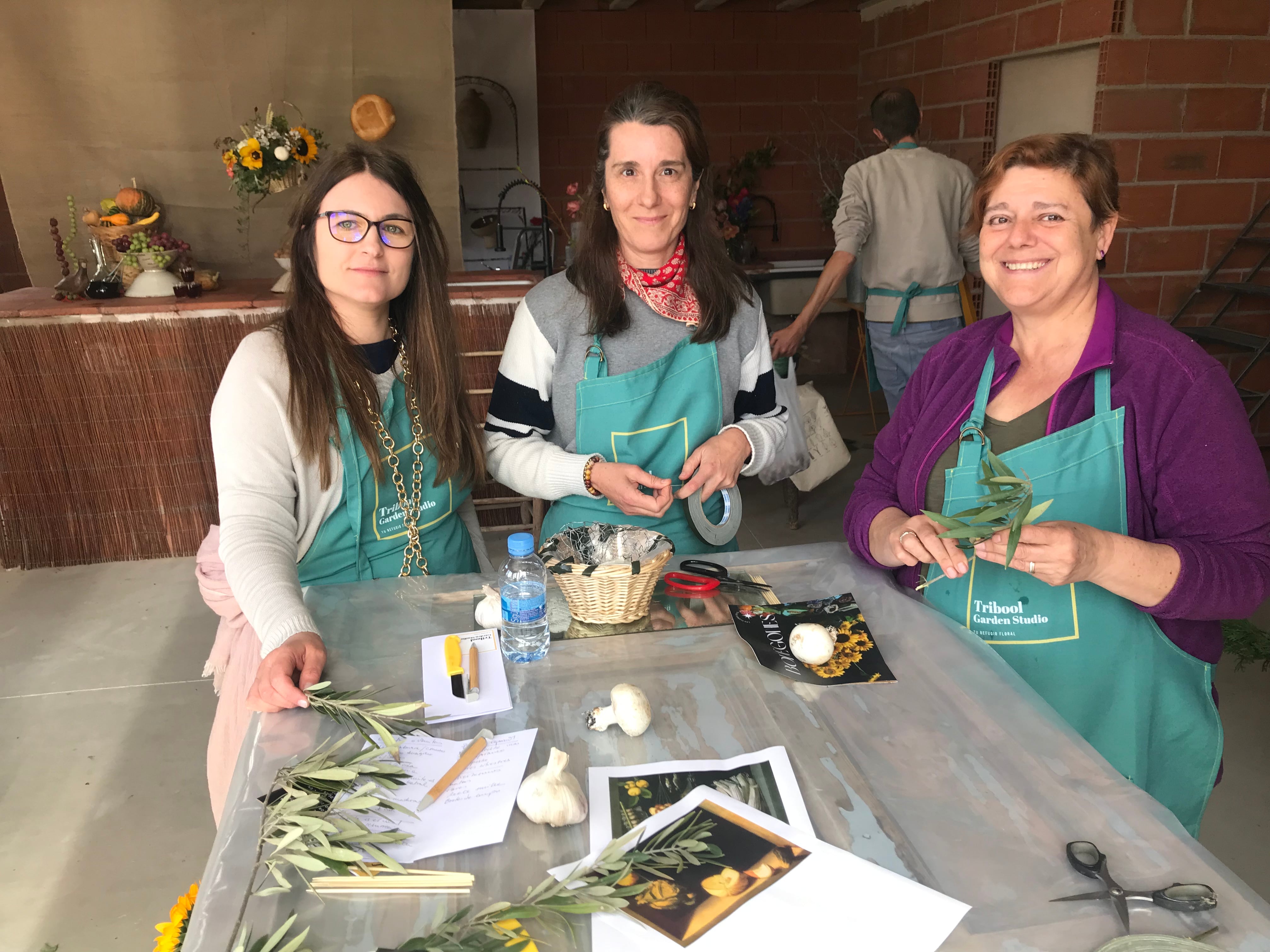 Mar, Patricia y Azucena, participantes en el taller.