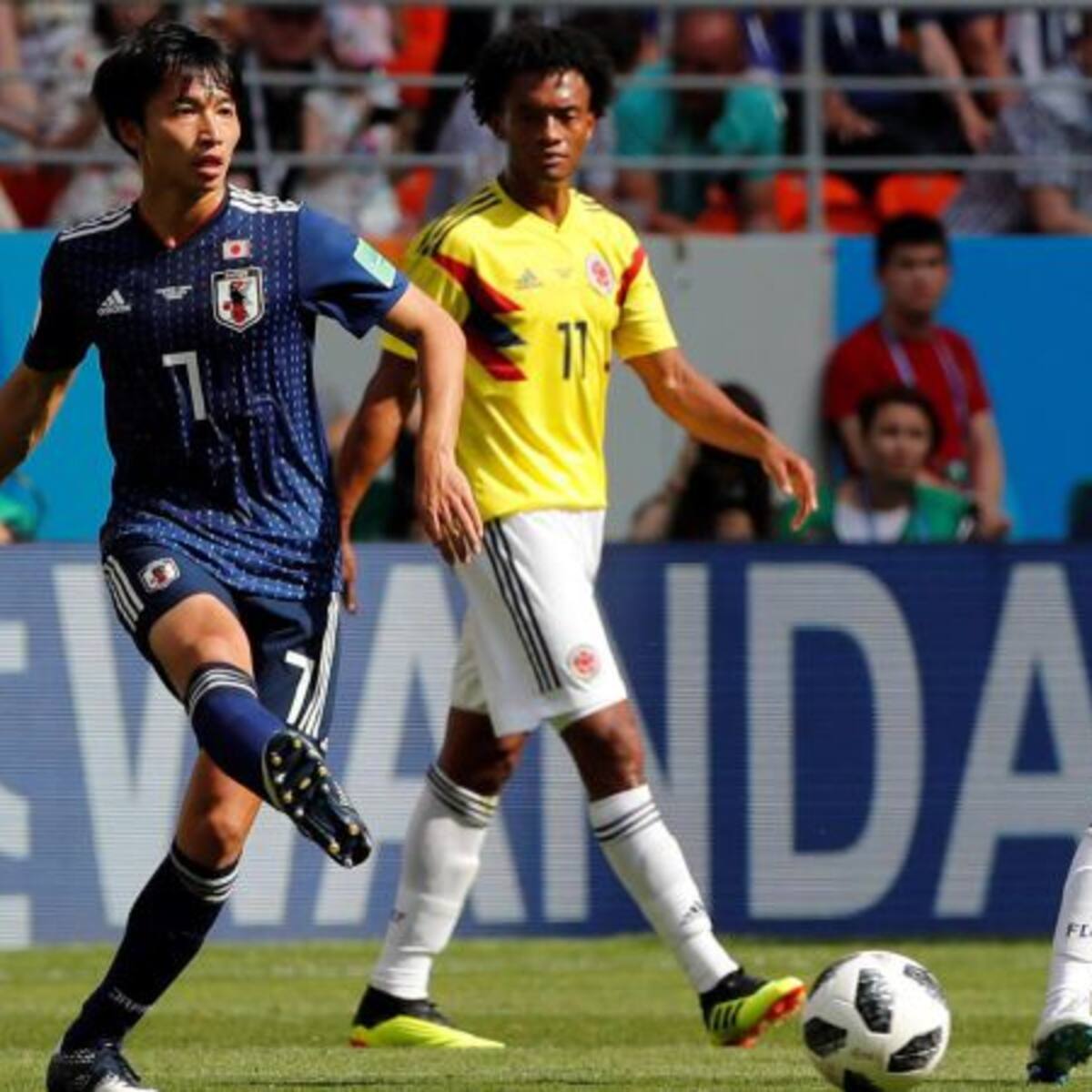 La ilusión de Gaku y el susto de Amrabat