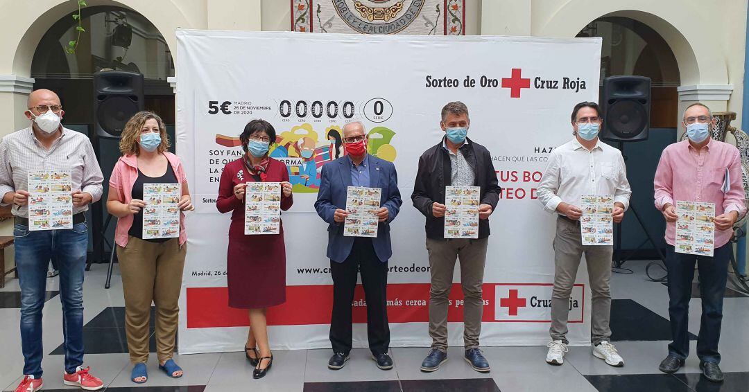 Presentación en Guadix del sorteo del Oro de Cruz Roja.