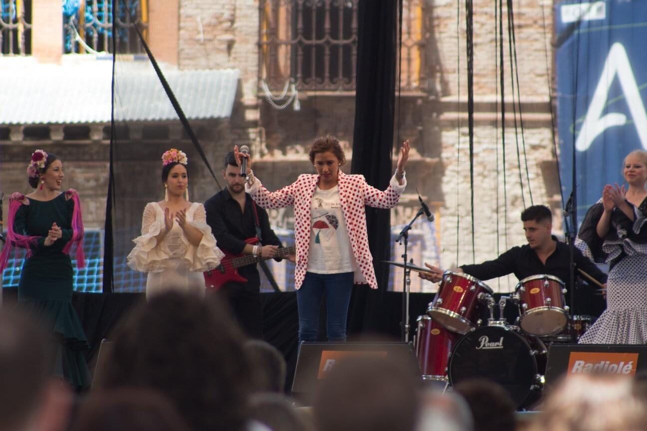 Marisol Bizcocho durante su actuación