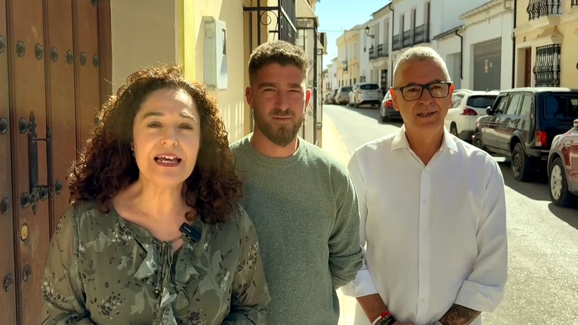 Inma Nieto durante su visita a Campillos junto a Jorge Segura y Juan Marquez