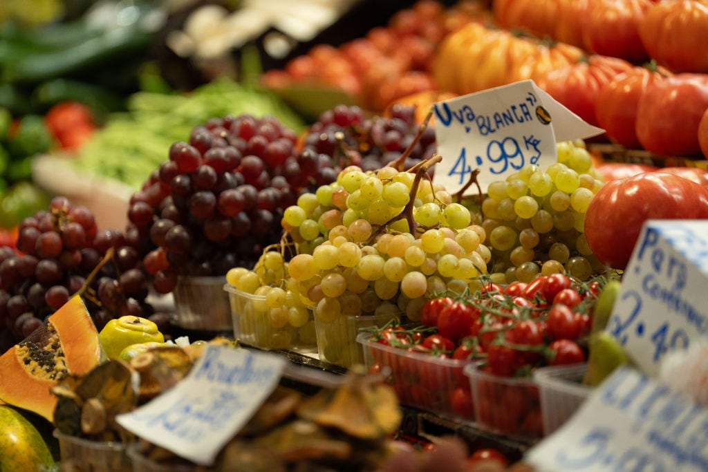 Uva en el Mercat de la Boqueria (Barcelona).