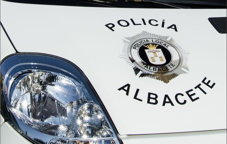 Vehículo de la Policía Local de Albacete