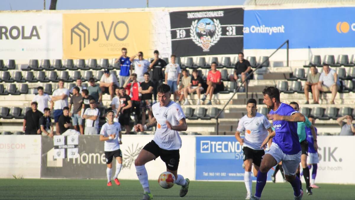 El Ontinyent 1931 no acaba de arrancar en 2026 y cae por la mínima en Torrellano