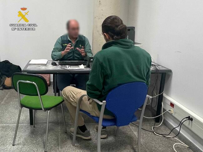 Detenidos cinco ciberdelincuentes por estafar 382.810€ euros a empresas y ayuntamientos riojanos