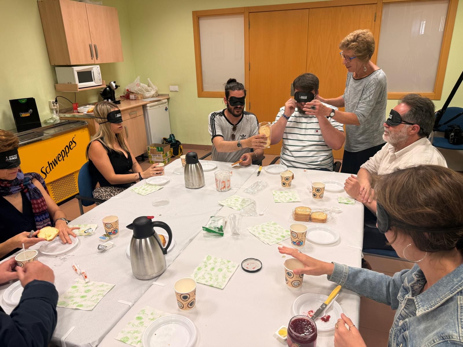 Un desayuno a ciegas