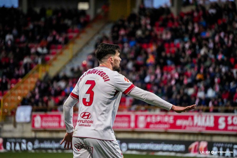 El defensa fue titular el sábado contra el Zaragoza.