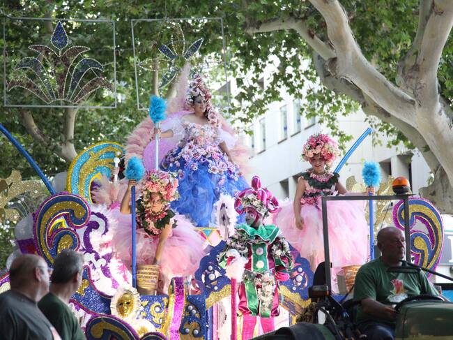 Falla Les Roques, primer premio de Carrozas 2023.