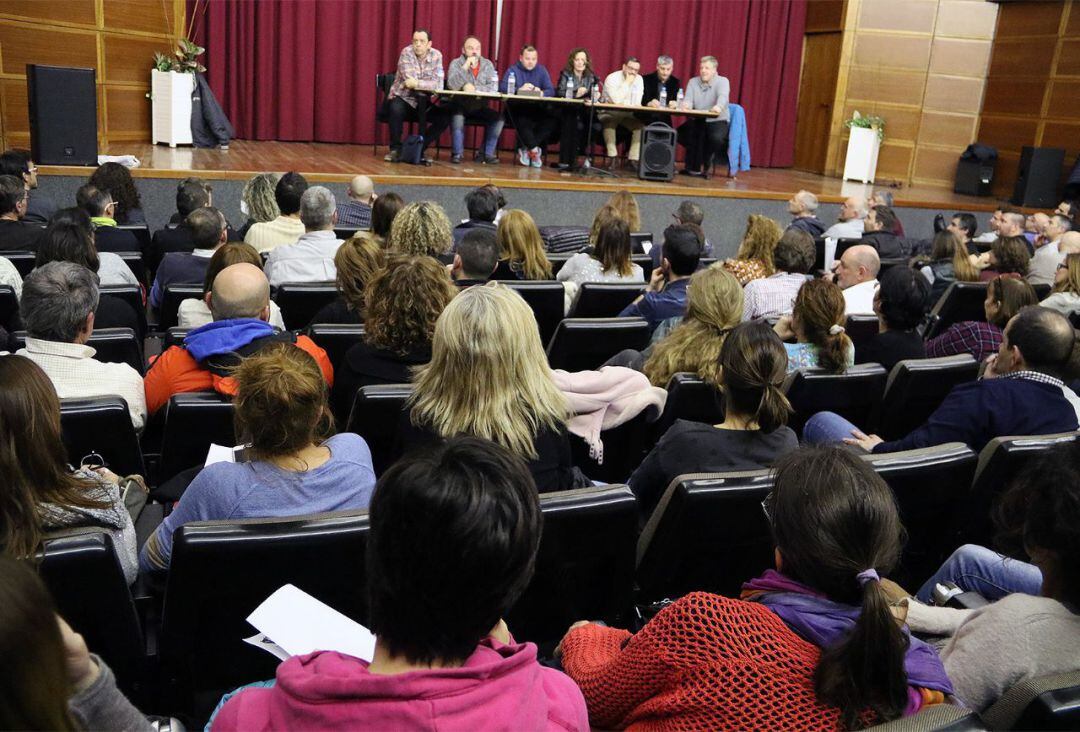 Una assemblea general de funcionaris amb presència del SEP.