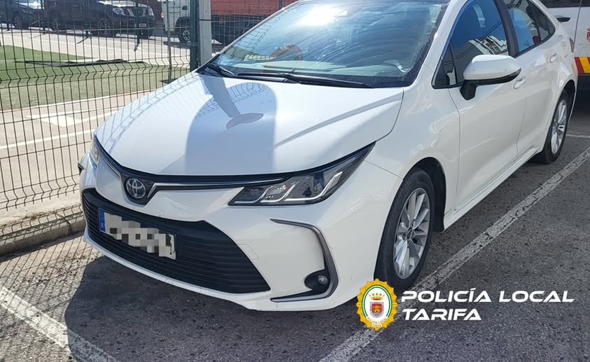 Vehículo recuperado en Tarifa