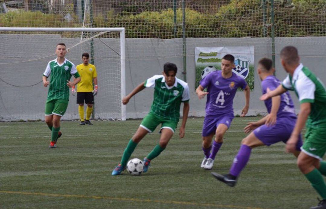 Las categorías de base de los clubes en peligro por falta de solvencia económica