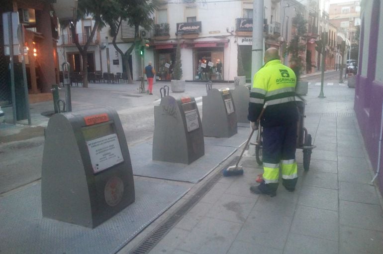 Empleados municipales del plan integral de limpieza