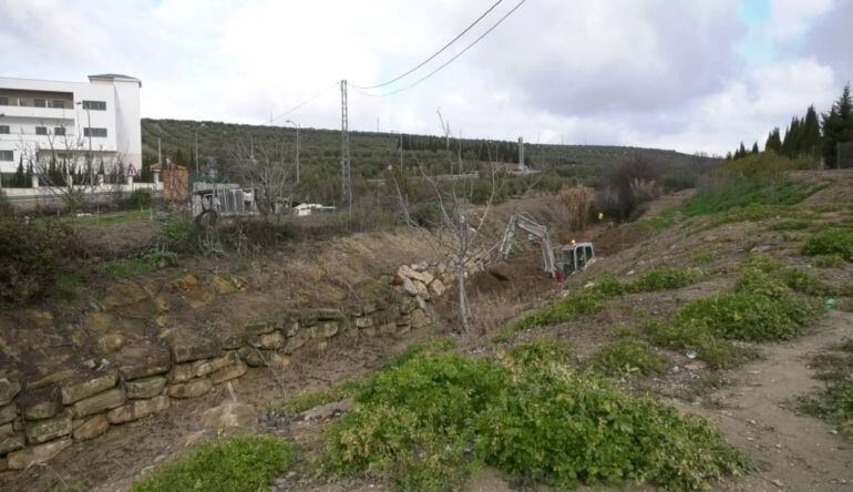 Obras en el arroyo de la Pontanilla, en Begíjar