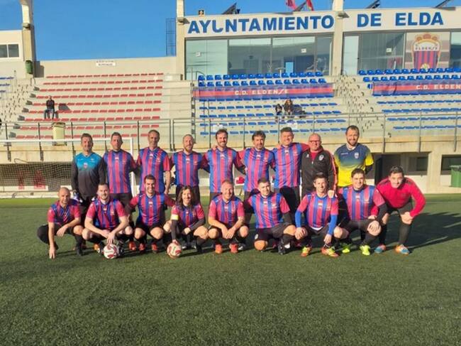 El Eldense Veteranos está a un paso de proclamarse campeón de liga