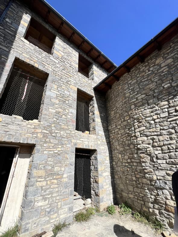 Vista Fachada Interior Edificio Calle San Pablo en la actualidad (Boltaña).