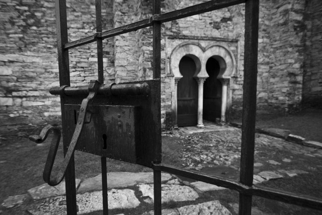 Peñalba de Santiago, iglesia mozárabe siglo X