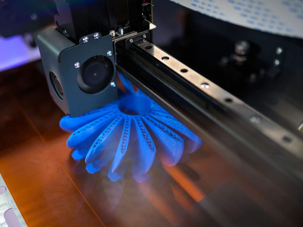 El invento impreso en 3D que produce agua potable a partir de aire para una familia todos los días