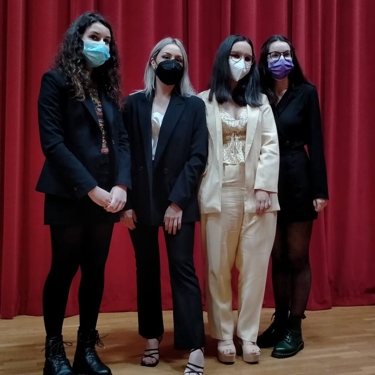 La UDC y la Valedora premian cuatro trabajos con perspectiva de género