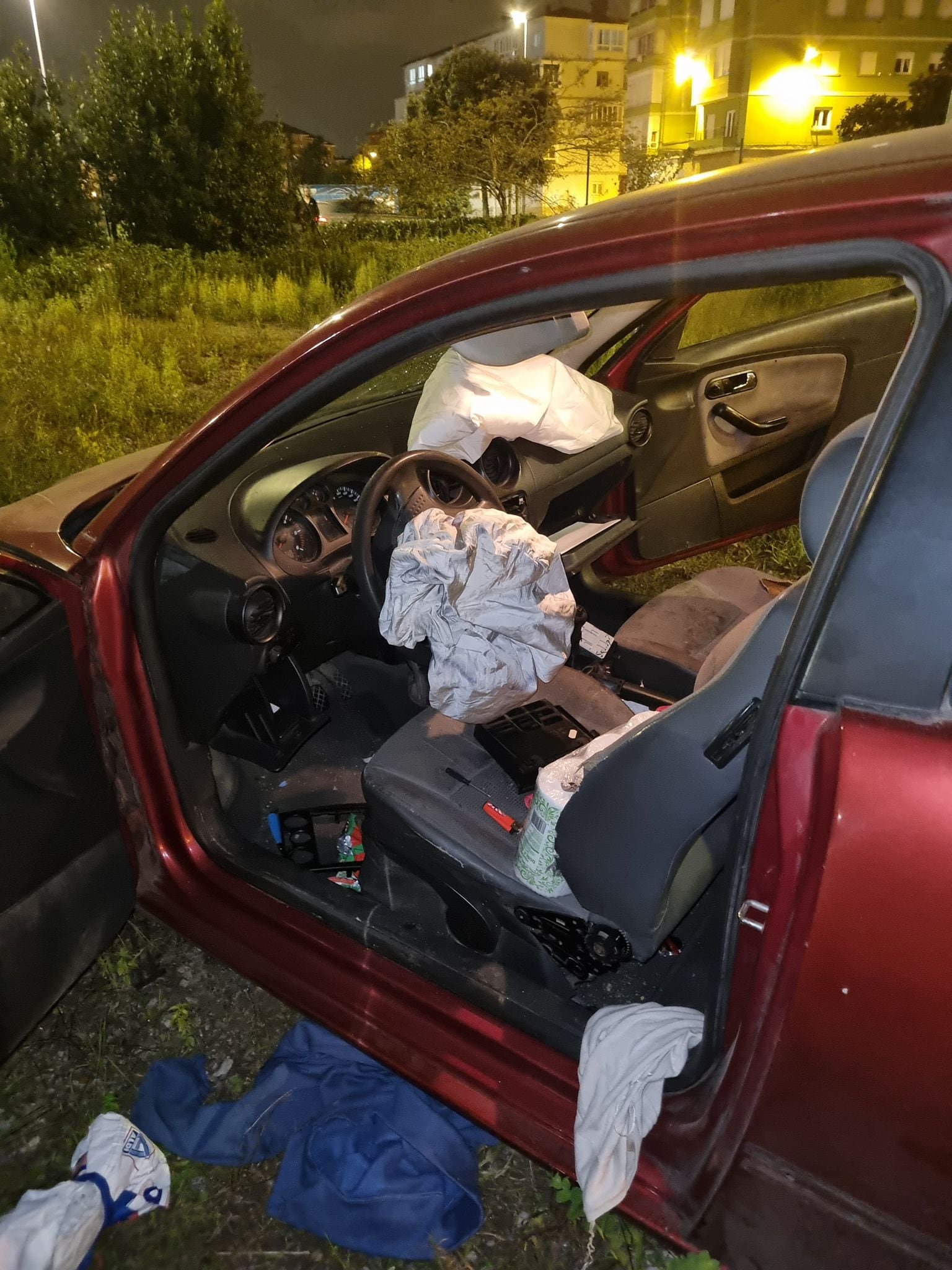 Interior del vehículo accidentado