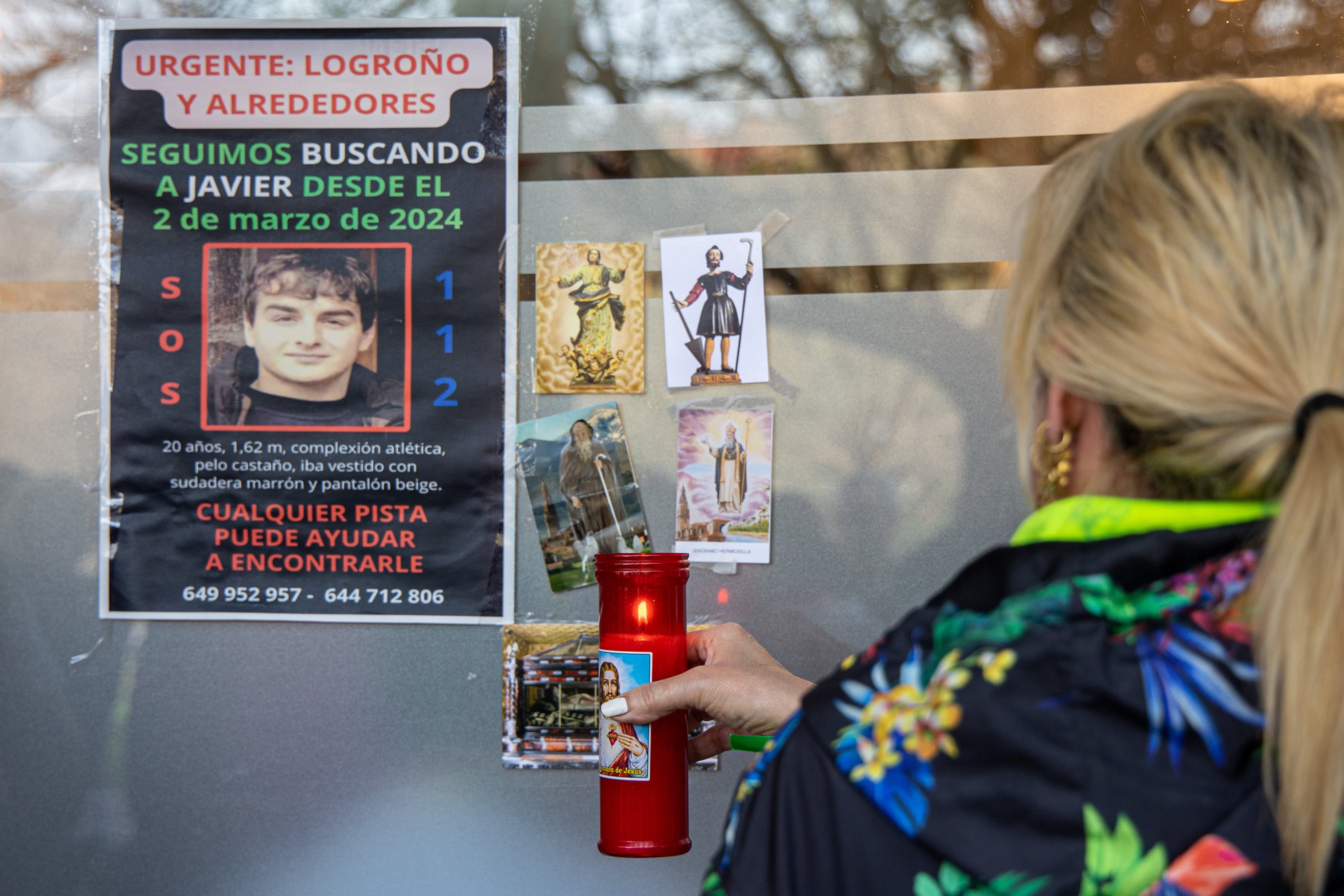 LOGROÑO 17/03/2024.- Los voluntarios que colaboran en la búsqueda del joven Javier Márquez, desaparecido en Logroño hace 16 días, han trasladado este domingo el operativo desde las riberas del río Ebro a las calles de toda la ciudad. EFE/Raquel Manzanares
