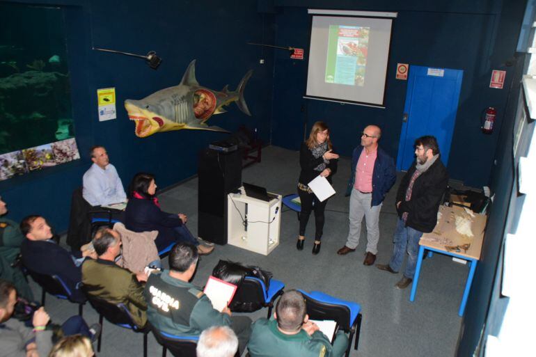 La delegada de Medio Ambiente de la Junta en Granada, Inmaculada Oria, inaugura unas jornadas sobre especies protegidas que se ha celebrado en Almuñécar