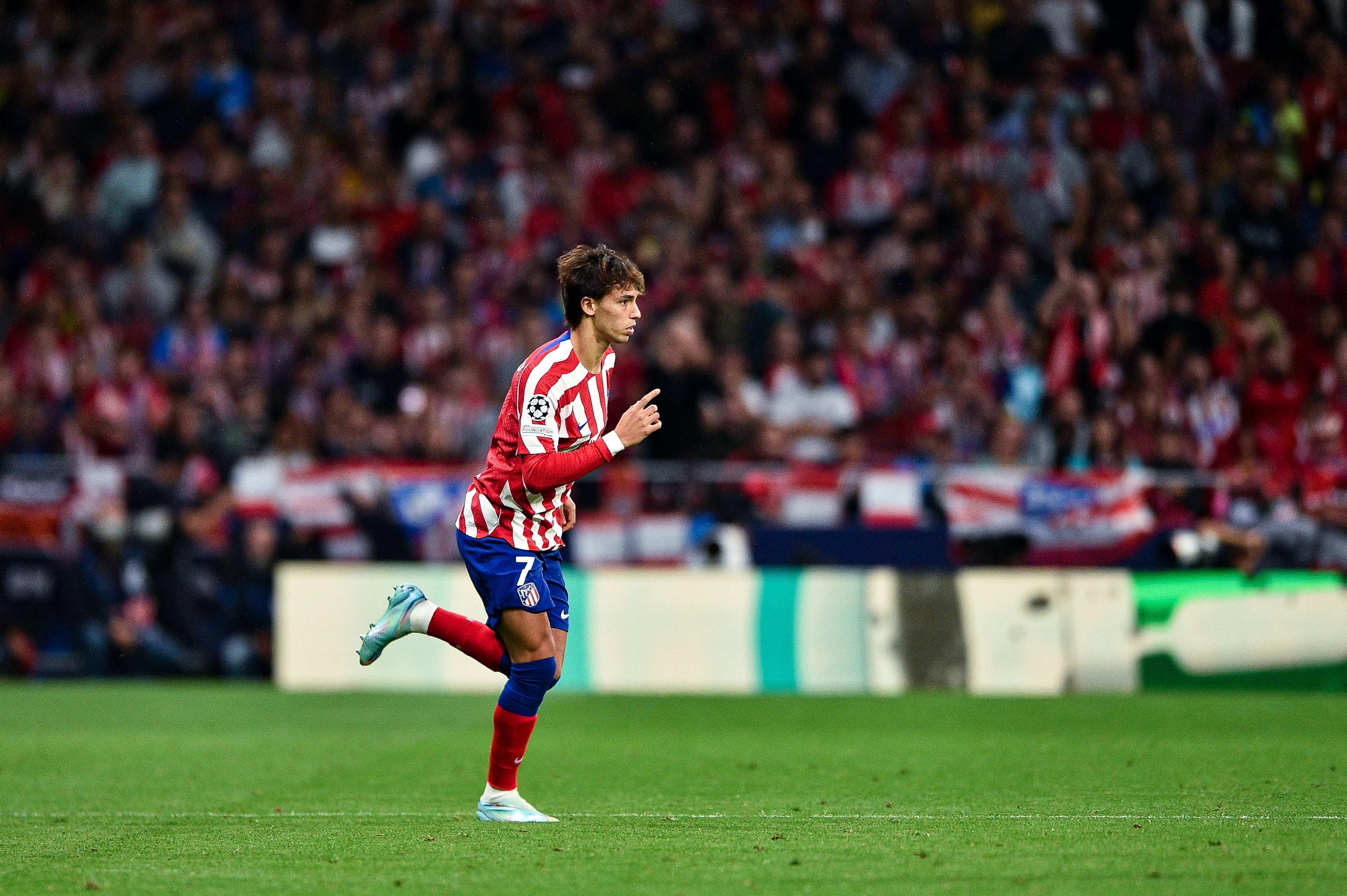 Joao Félix en un partido con el Atlético de Madrid contra el Bayer 04 de la Champions League.