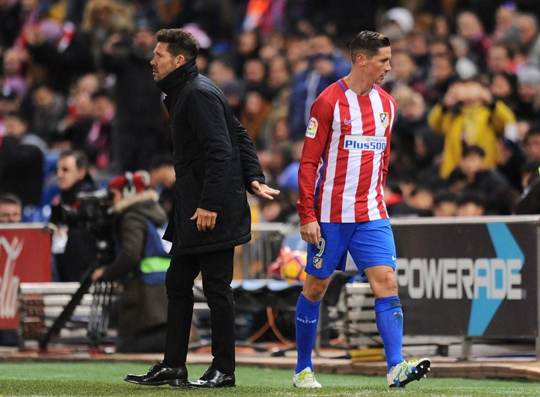 Diego Simeone y Fernando Torres.