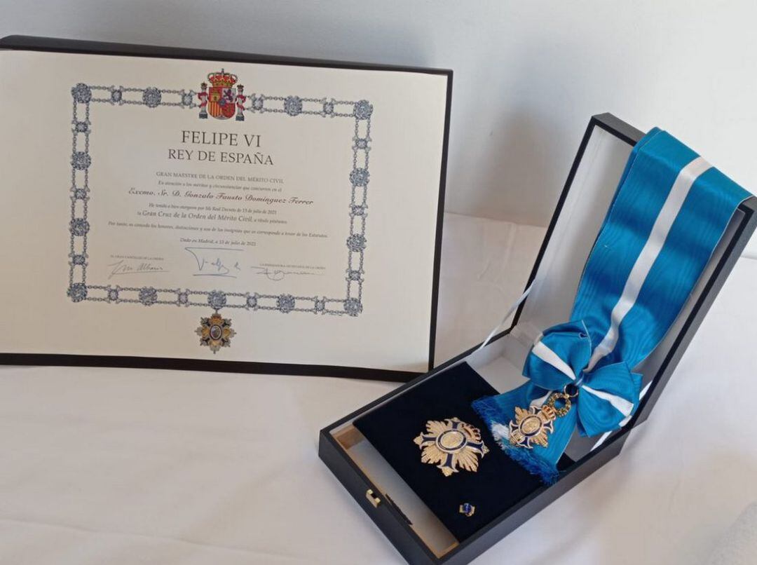 Gran Cruz de la Orden Real del Mérito Civil concedida a Gonzalo Domínguez Ferrer